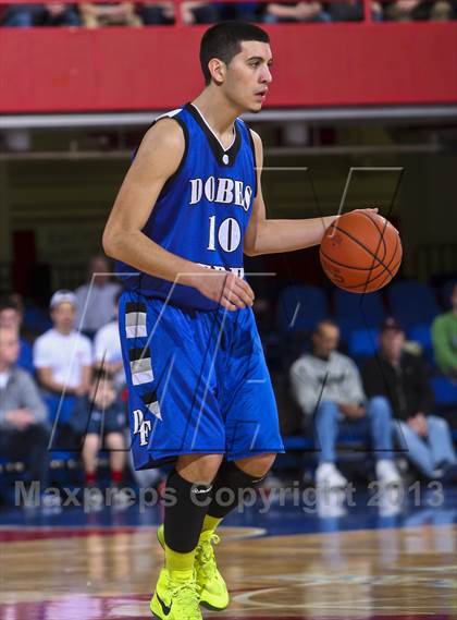 Thumbnail 1 in Dobbs Ferry vs. Our Lady of Lourdes (Section 1 Class B Final) photogallery.