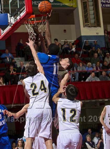 Thumbnail 3 in Dobbs Ferry vs. Our Lady of Lourdes (Section 1 Class B Final) photogallery.
