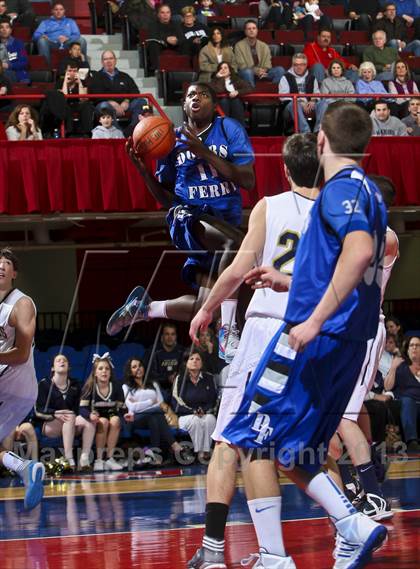 Thumbnail 3 in Dobbs Ferry vs. Our Lady of Lourdes (Section 1 Class B Final) photogallery.