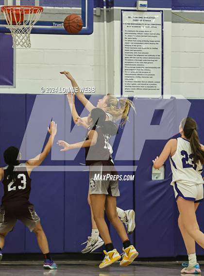 Thumbnail 1 in Valhalla vs Bronxville (NYSPHSAA Section 1 Class B First Round) photogallery.