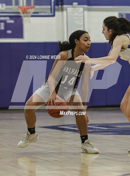 Thumbnail 3 in Valhalla vs Bronxville (NYSPHSAA Section 1 Class B First Round) photogallery.