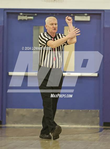 Thumbnail 2 in Valhalla vs Bronxville (NYSPHSAA Section 1 Class B First Round) photogallery.