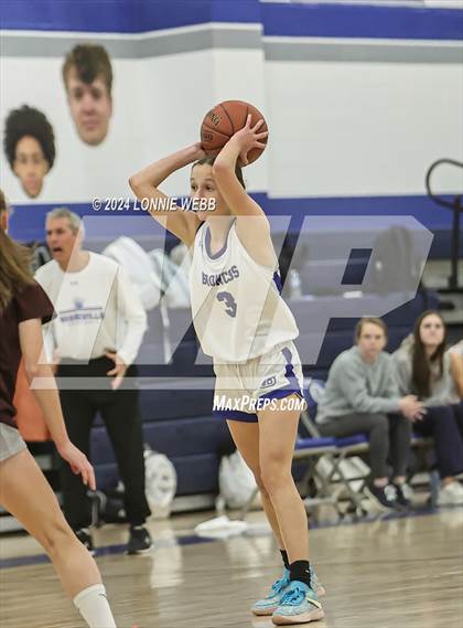 Thumbnail 2 in Valhalla vs Bronxville (NYSPHSAA Section 1 Class B First Round) photogallery.