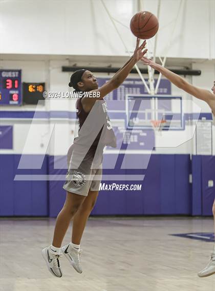 Thumbnail 2 in Valhalla vs Bronxville (NYSPHSAA Section 1 Class B First Round) photogallery.