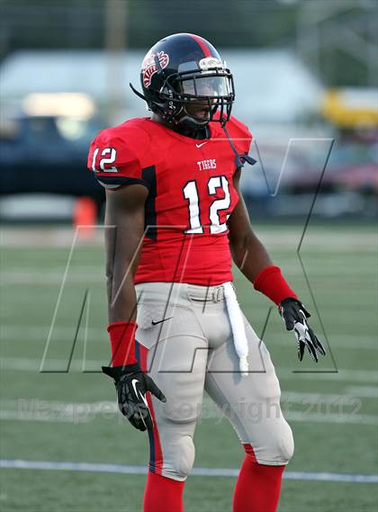 Thumbnail 2 in Hoover @ South Panola photogallery.