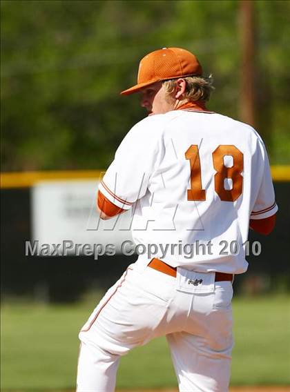 Thumbnail 2 in Creekview vs White photogallery.