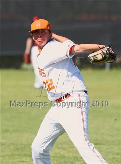 Thumbnail 2 in Creekview vs White photogallery.