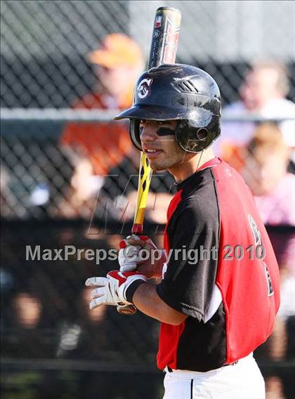 Thumbnail 1 in Creekview vs White photogallery.
