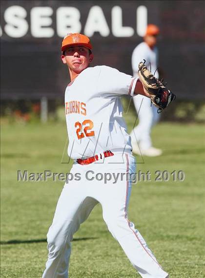 Thumbnail 2 in Creekview vs White photogallery.