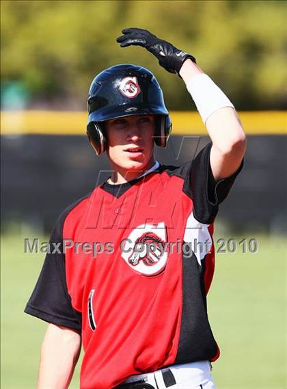Thumbnail 2 in Creekview vs White photogallery.
