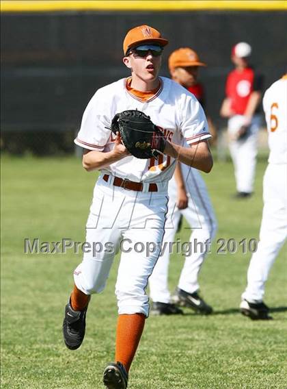 Thumbnail 3 in Creekview vs White photogallery.