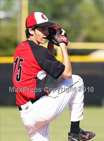 Thumbnail 3 in Creekview vs White photogallery.
