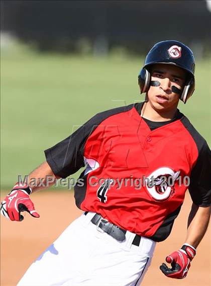 Thumbnail 2 in Creekview vs White photogallery.