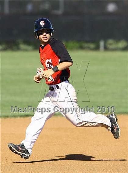 Thumbnail 2 in Creekview vs White photogallery.