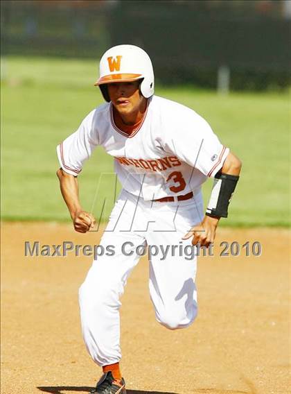Thumbnail 2 in Creekview vs White photogallery.