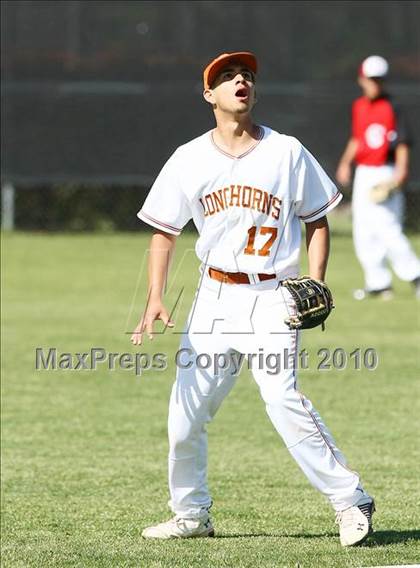 Thumbnail 3 in Creekview vs White photogallery.