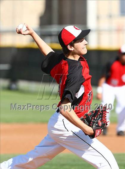 Thumbnail 1 in Creekview vs White photogallery.