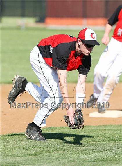 Thumbnail 3 in Creekview vs White photogallery.