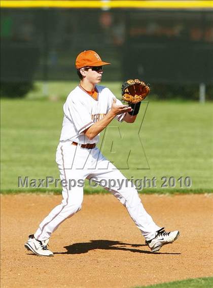 Thumbnail 1 in Creekview vs White photogallery.