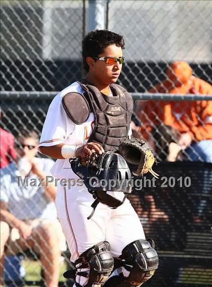 Thumbnail 3 in Creekview vs White photogallery.