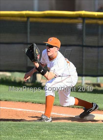 Thumbnail 3 in Creekview vs White photogallery.