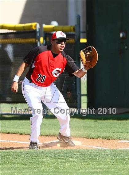 Thumbnail 2 in Creekview vs White photogallery.