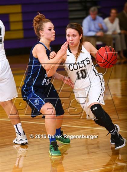 Thumbnail 3 in Vista PEAK Prep vs Pueblo South (CHSAA 4A 1st Round) photogallery.