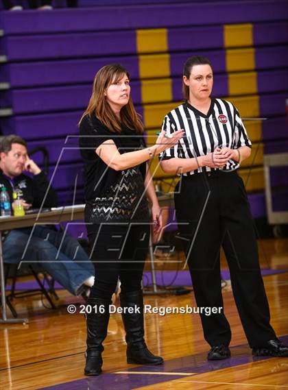 Thumbnail 3 in Vista PEAK Prep vs Pueblo South (CHSAA 4A 1st Round) photogallery.