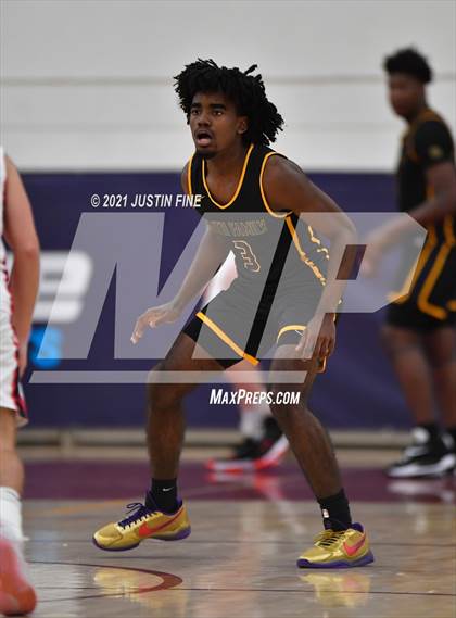 Thumbnail 3 in Campolindo vs. Oak Cliff Faith Family Academy (Torrey Pines Holiday Classic) photogallery.