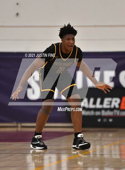 Thumbnail 1 in Campolindo vs. Oak Cliff Faith Family Academy (Torrey Pines Holiday Classic) photogallery.