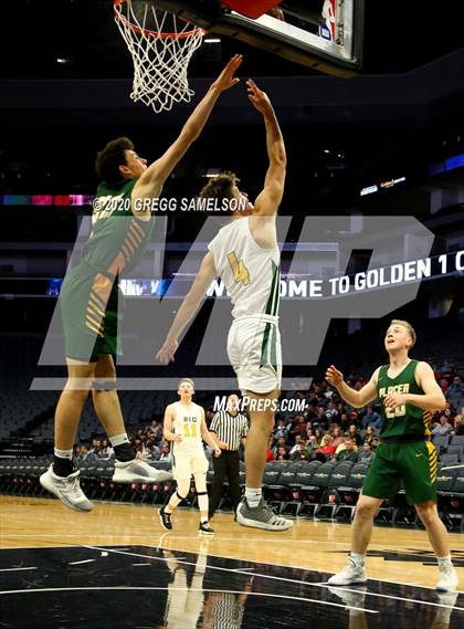 Thumbnail 2 in Placer vs Rio Americano @ Golden 1 Center photogallery.