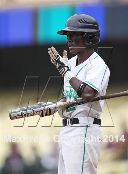 Thumbnail 2 in Dorsey vs. Van Nuys (CIF L.A. City D2 Final) photogallery.