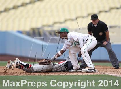 Thumbnail 2 in Dorsey vs. Van Nuys (CIF L.A. City D2 Final) photogallery.