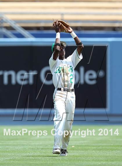 Thumbnail 2 in Dorsey vs. Van Nuys (CIF L.A. City D2 Final) photogallery.