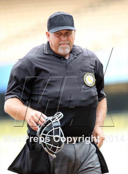 Thumbnail 3 in Dorsey vs. Van Nuys (CIF L.A. City D2 Final) photogallery.