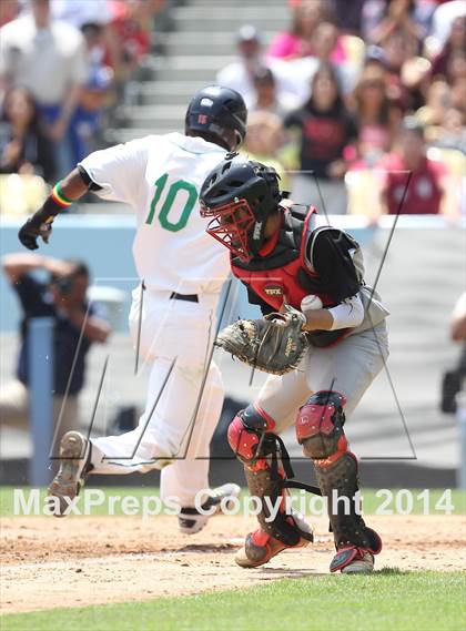 Thumbnail 2 in Dorsey vs. Van Nuys (CIF L.A. City D2 Final) photogallery.