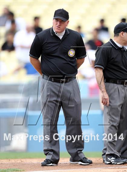 Thumbnail 2 in Dorsey vs. Van Nuys (CIF L.A. City D2 Final) photogallery.