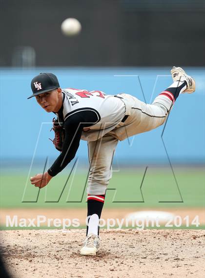 Thumbnail 3 in Dorsey vs. Van Nuys (CIF L.A. City D2 Final) photogallery.