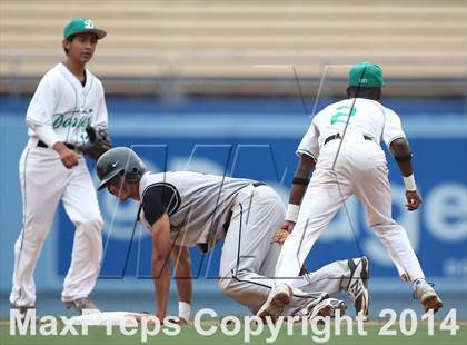Thumbnail 2 in Dorsey vs. Van Nuys (CIF L.A. City D2 Final) photogallery.