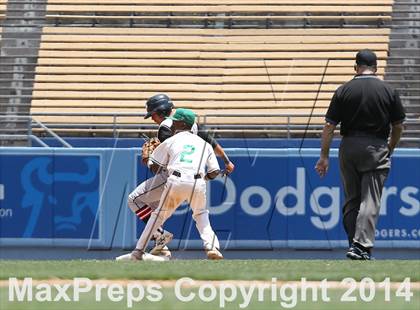 Thumbnail 2 in Dorsey vs. Van Nuys (CIF L.A. City D2 Final) photogallery.