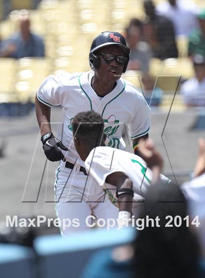 Thumbnail 1 in Dorsey vs. Van Nuys (CIF L.A. City D2 Final) photogallery.