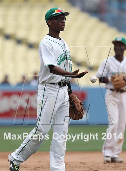 Thumbnail 1 in Dorsey vs. Van Nuys (CIF L.A. City D2 Final) photogallery.