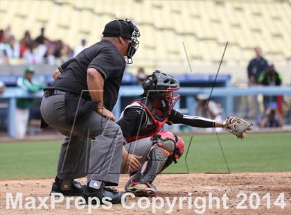 Thumbnail 2 in Dorsey vs. Van Nuys (CIF L.A. City D2 Final) photogallery.