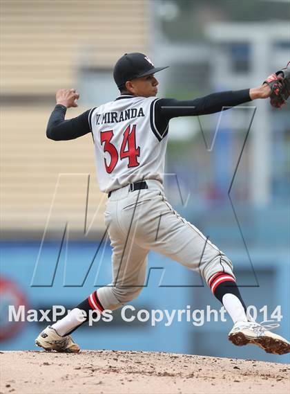 Thumbnail 1 in Dorsey vs. Van Nuys (CIF L.A. City D2 Final) photogallery.