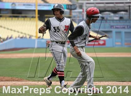 Thumbnail 2 in Dorsey vs. Van Nuys (CIF L.A. City D2 Final) photogallery.