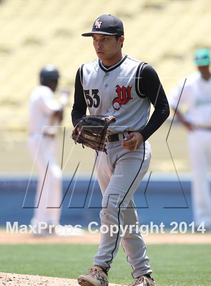 Thumbnail 3 in Dorsey vs. Van Nuys (CIF L.A. City D2 Final) photogallery.