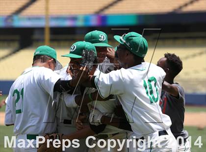Thumbnail 3 in Dorsey vs. Van Nuys (CIF L.A. City D2 Final) photogallery.