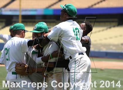 Thumbnail 2 in Dorsey vs. Van Nuys (CIF L.A. City D2 Final) photogallery.