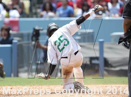 Thumbnail 2 in Dorsey vs. Van Nuys (CIF L.A. City D2 Final) photogallery.