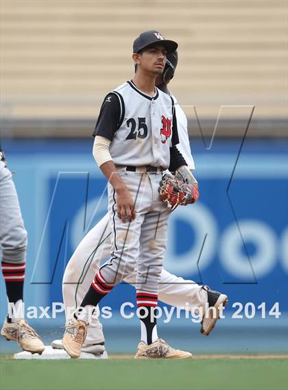 Thumbnail 3 in Dorsey vs. Van Nuys (CIF L.A. City D2 Final) photogallery.